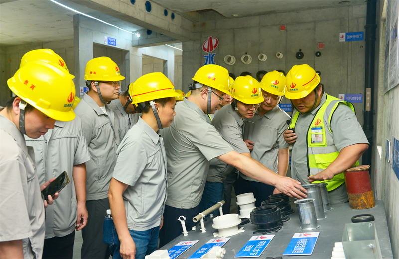 为进一步推进优质客户高效履约，提升交付品质、达成客户满意，2025年6月25日，PA尊龙凯时建设集团在上海组织召开2025年越秀地产、华润置业客户履约推进会。